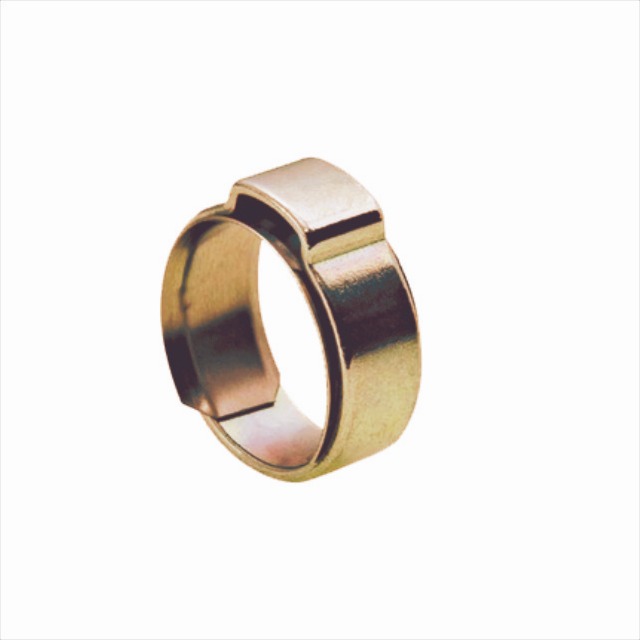 EAR CLIP RING W1